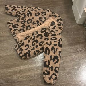 FOREVER 21 Sherpa jacket